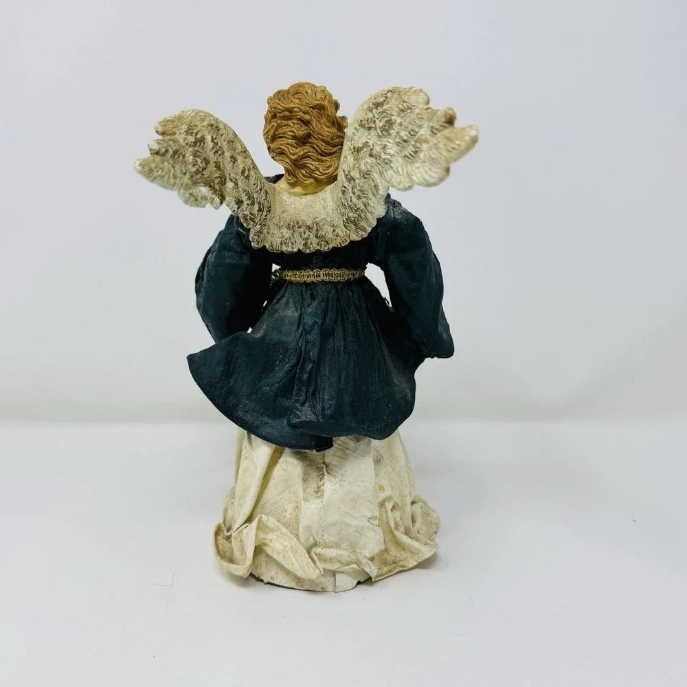 Vintage Clothtique Possible Dreams Angel Figurine 8